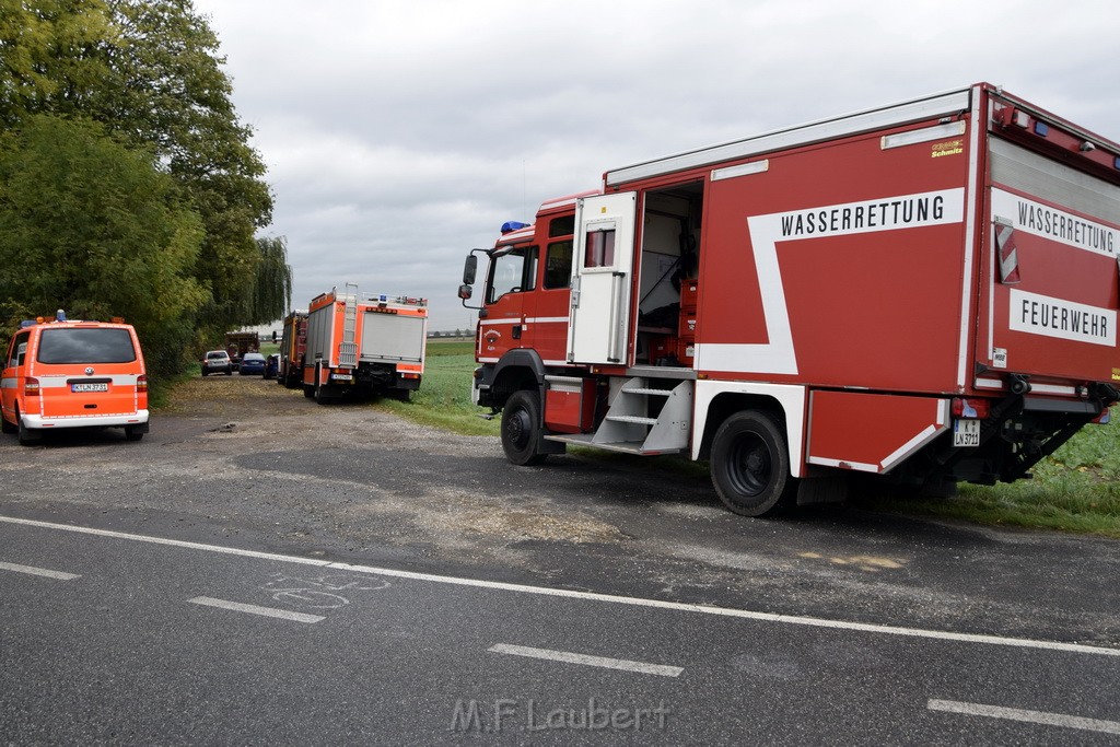 Einsatz BF Koeln PKW im See Koeln Esch P005.JPG - Miklos Laubert